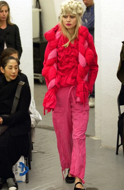 Look 16